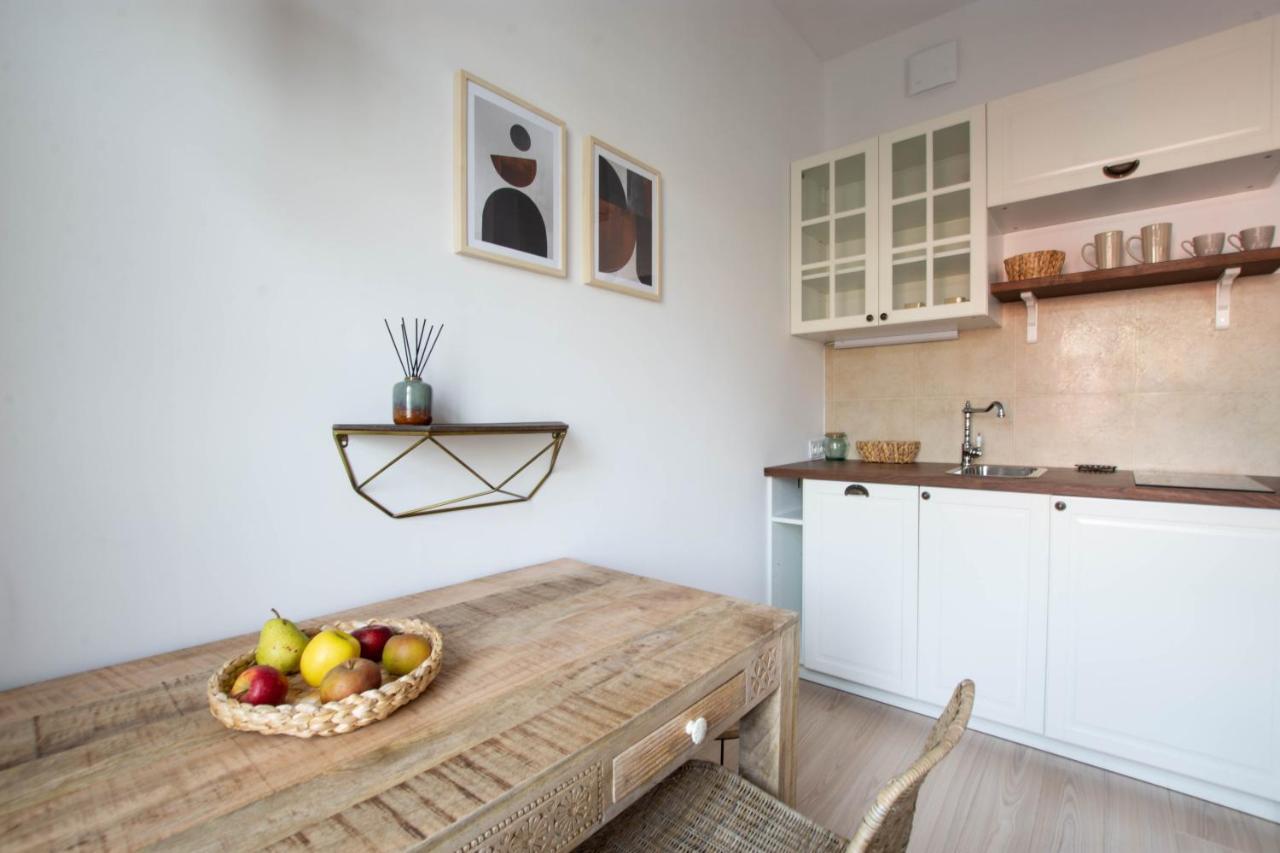 Nice Apartament พอซนาน ภายนอก รูปภาพ